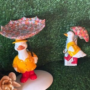 Bath & Body Works Yellow duck Candle Holder and wall flower